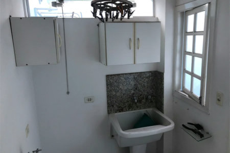 Casa Térrea à venda com 4 quartos, sendo 2 suítes,  em Jardim das Bandeiras, São Paulo, SP