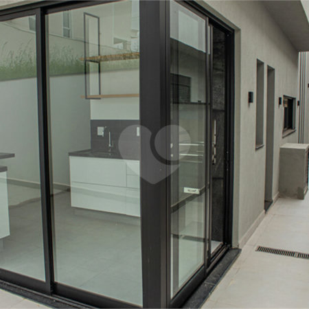 Casa à venda com 3 suítes no condomínio Residencial Central Parque, Salto - SP
