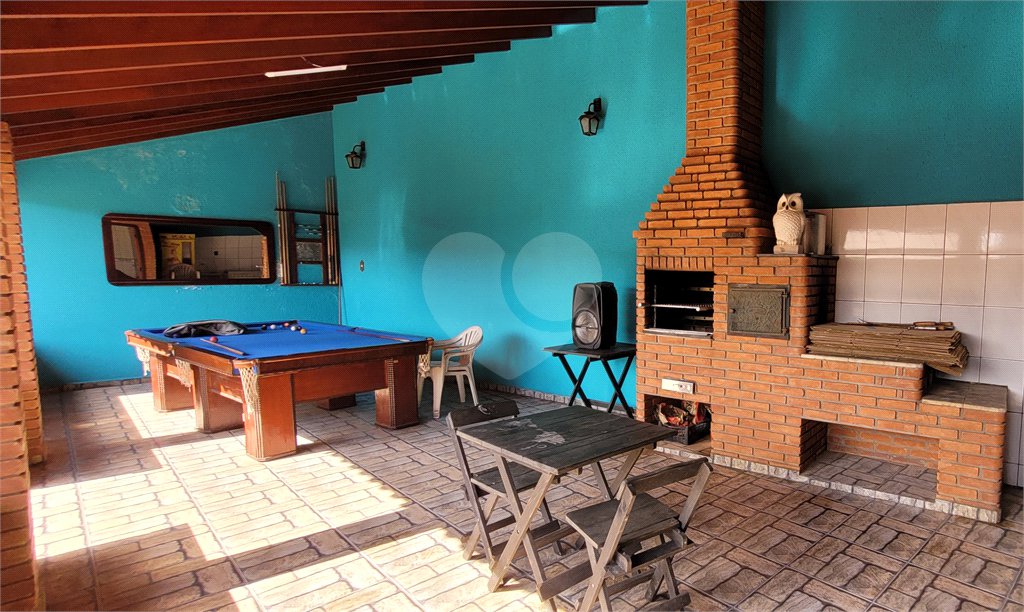 Casa à venda ou para alugar com 3 quartos, sendo 1 suíte,  em Vila Nova Aparecida, Mogi das Cruzes, SP