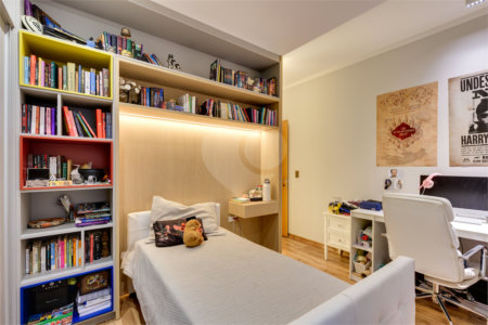 Casa à venda com 3 suítes no condomínio Villa Splendore, São Paulo - SP