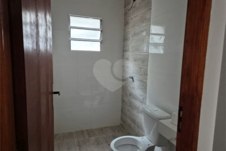 Casa à venda com 2 quartos em Vila Santa Helena, Atibaia, SP