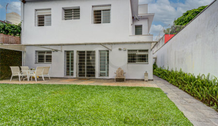 Casa de Vila à venda com 3 quartos, sendo 1 suíte,  em Granja Julieta, São Paulo, SP