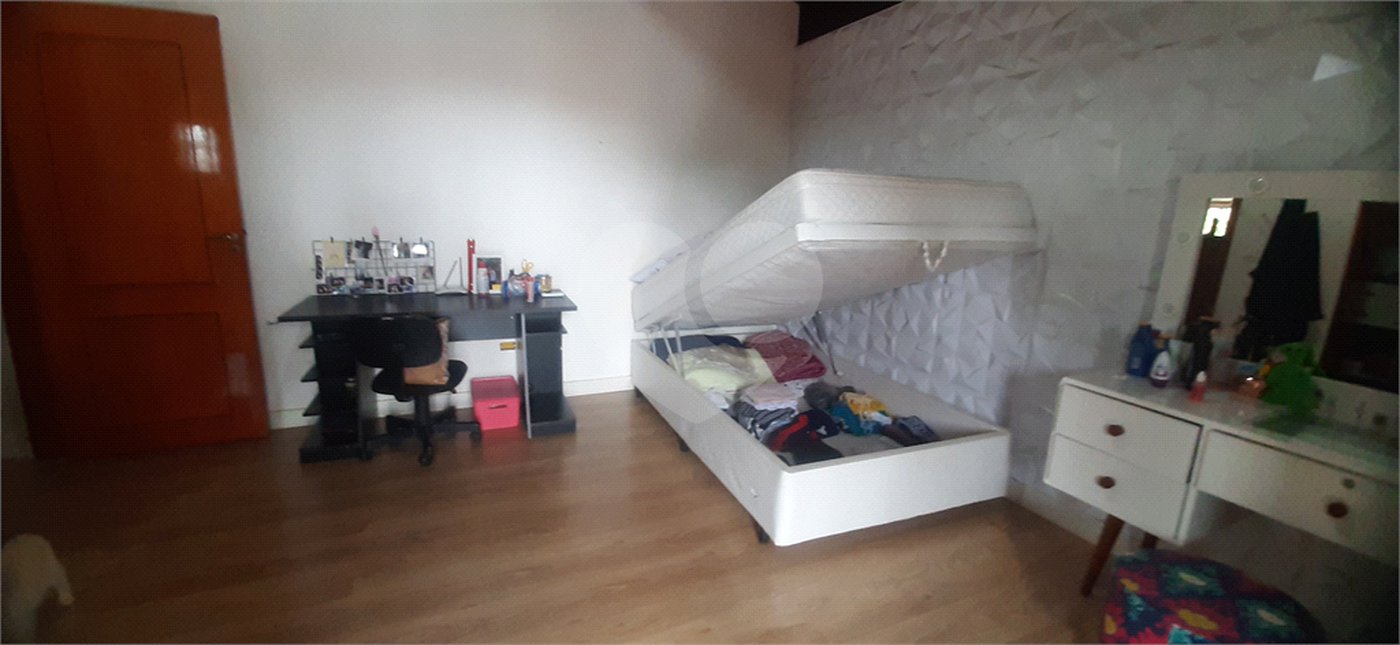 Casa à venda com 3 suítes no condomínio Chacarás Bela Vista, Mairiporã - SP