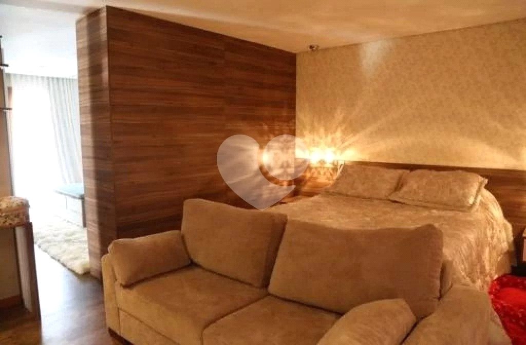 Casa à venda com 4 suítes no condomínio Suíça da Cantareira, Mairiporã - SP