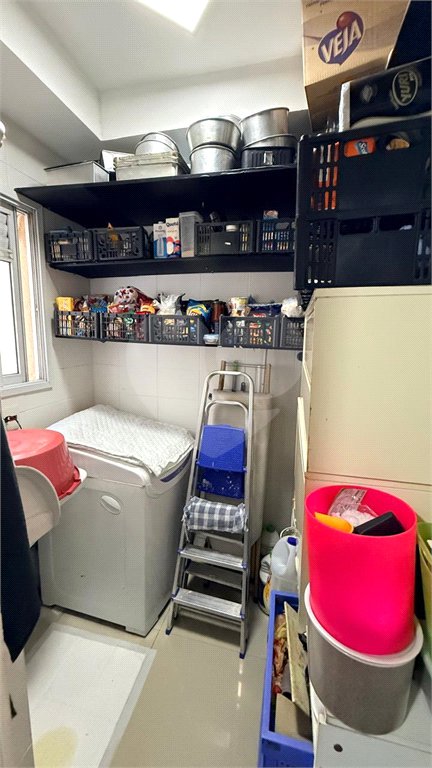 Apartamento à venda com 3 quartos, sendo 1 suíte, em Jardim Tupanci, Barueri, SP