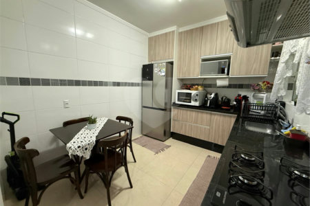 Casa em condomínio à venda com 2 suítes em Vila Gustavo, São Paulo, SP