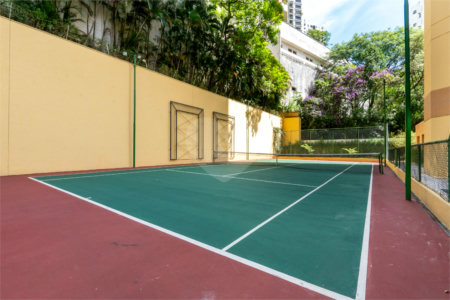 Apartamento à venda com 3 suítes em Vila Suzana, São Paulo, SP