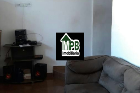 Casa à venda com 2 quartos, sendo 1 suíte, em Jardim Santo André, Sorocaba, SP