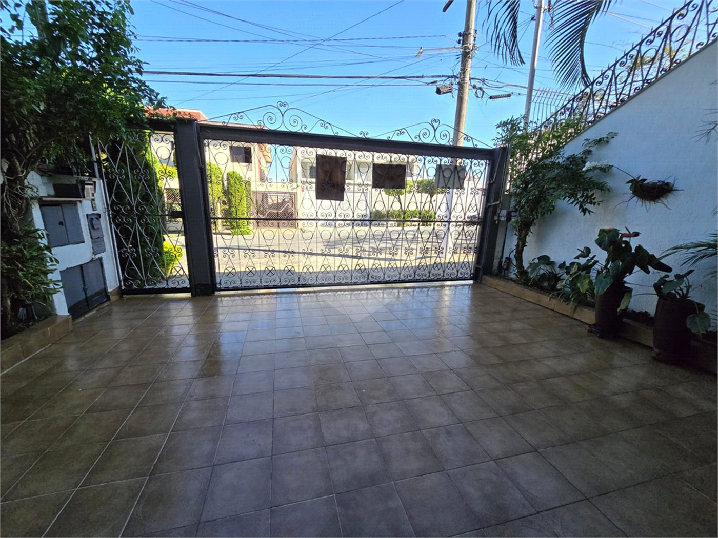 Casa à venda com 4 quartos, sendo 1 suíte, em Vila Paiva, São Paulo, SP