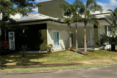 Casa à venda com 3 quartos, sendo 1 suíte,  no condomínio Campos do Conde, Sorocaba - SP