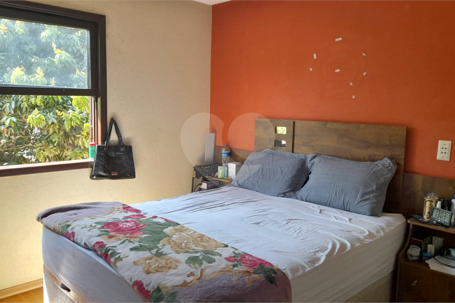 Sobrado à venda com 3 quartos, sendo 1 suíte, em Jardim Virginia Bianca, São Paulo, SP