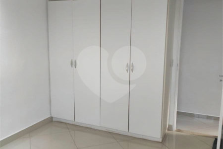 Apartamento à venda com 2 quartos em Jardim Taboão, São Paulo, SP