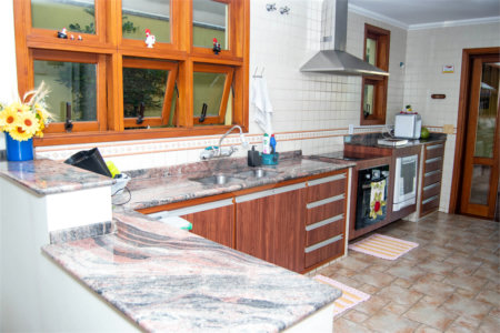 CASA ALTO PADRÃO - BAIRRO NOBRE