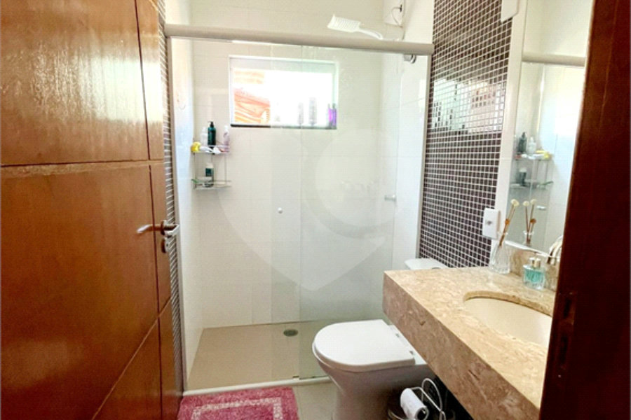 Sobrado à venda com 6 quartos, sendo 1 suíte,  em Horto, São Paulo, SP