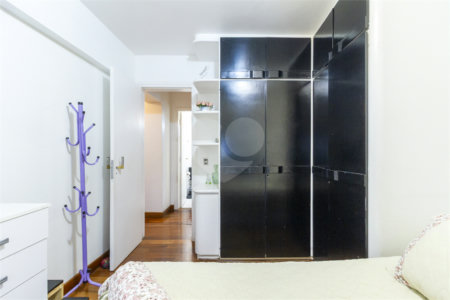 Apartamento à venda com 4 quartos, sendo 1 suíte, em Indianópolis, São Paulo, SP
