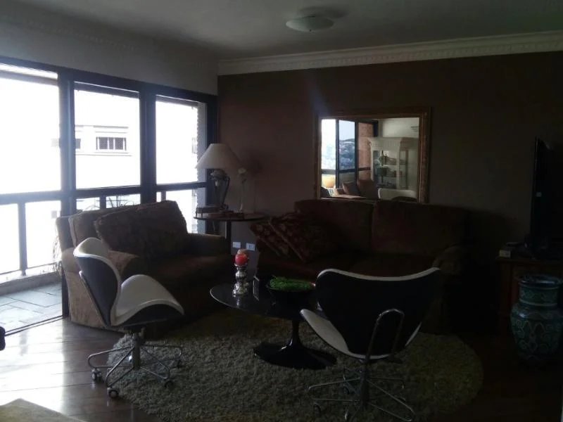Apartamento à venda com 4 suítes em Jardim Leonor, São Paulo, SP