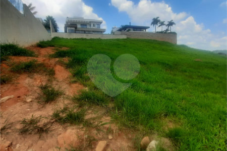 Terreno à venda no condomínio Residencial Campo de Toscana, Vinhedo - SP