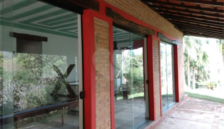 Sítio à venda com 5 suítes em Botujuru, Mogi das Cruzes, SP