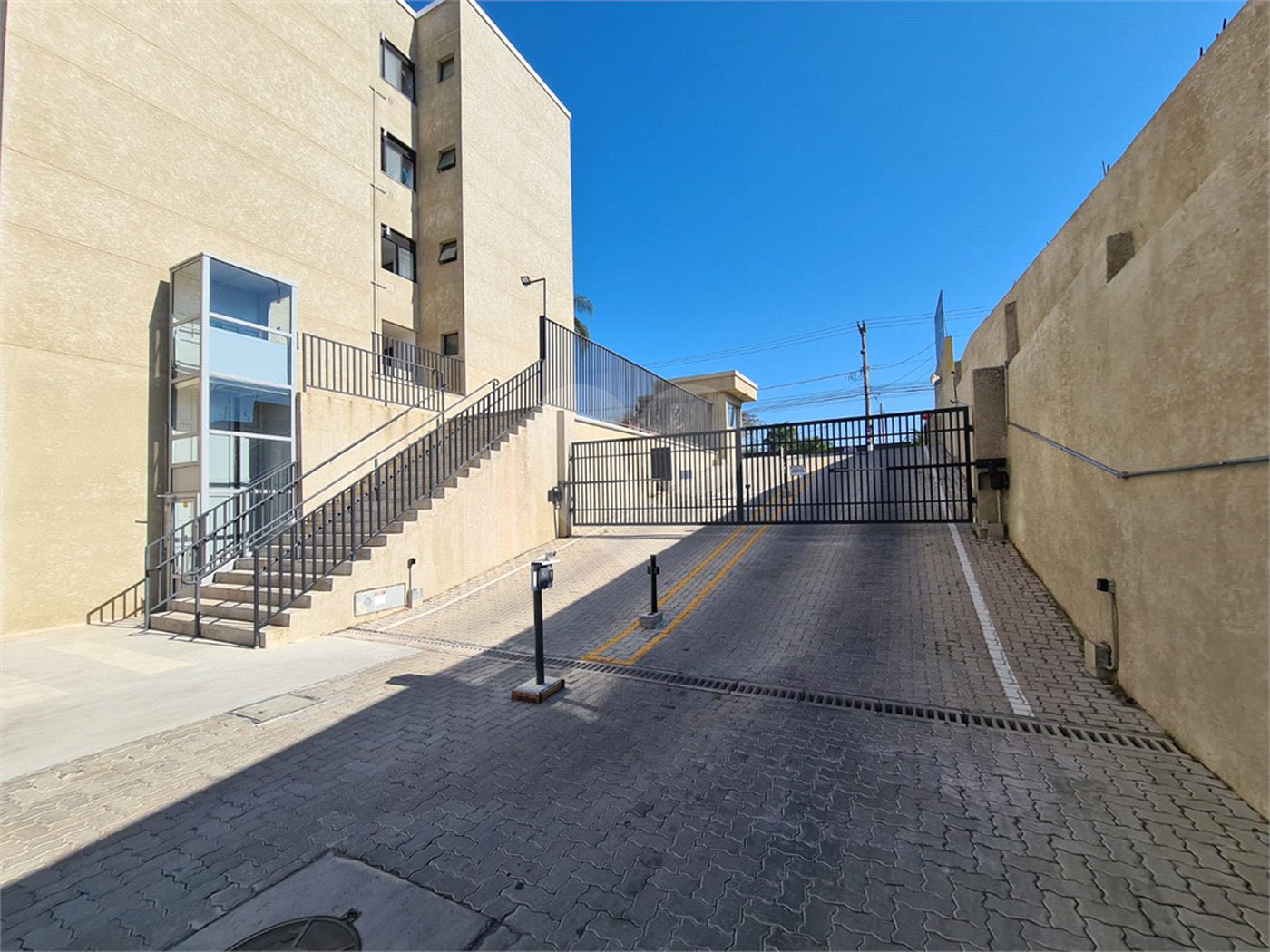Apartamento à venda com 3 quartos, sendo 1 suíte, em Vista Alegre, Vinhedo, SP