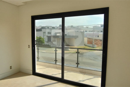 Casa à venda com 3 suítes no condomínio Central Parque, Salto - SP