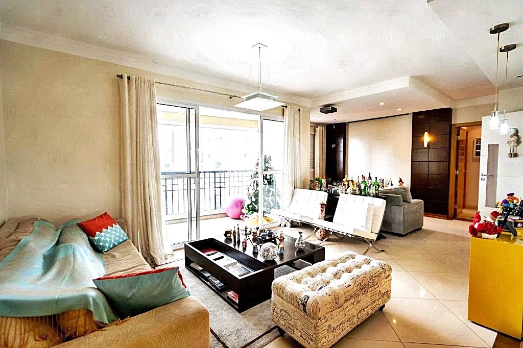 Apartamento à venda com 3 suítes em Tatuapé, São Paulo, SP