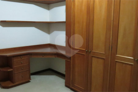 Apartamento à venda com 4 quartos, sendo 2 suítes,  em Cambuí, Campinas, SP