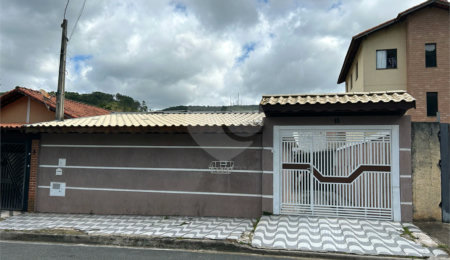 Casa à venda com 3 quartos em Vila Junqueira, São Roque, SP