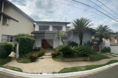 Casa à venda com 5 quartos, sendo 3 suítes, no condomínio Village Terras de Indaiá, Indaiatuba - SP