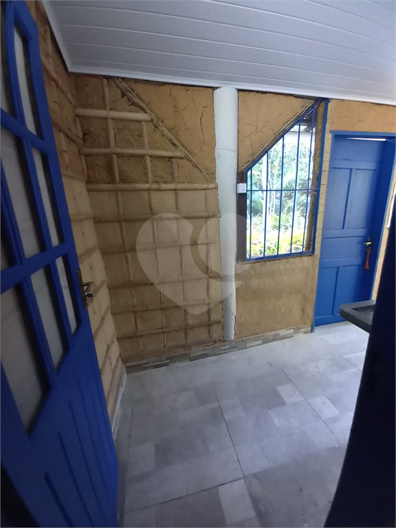 Chácara à venda com 3 quartos, sendo 1 suíte, no Centro, Santa Cruz Cabrália, BA