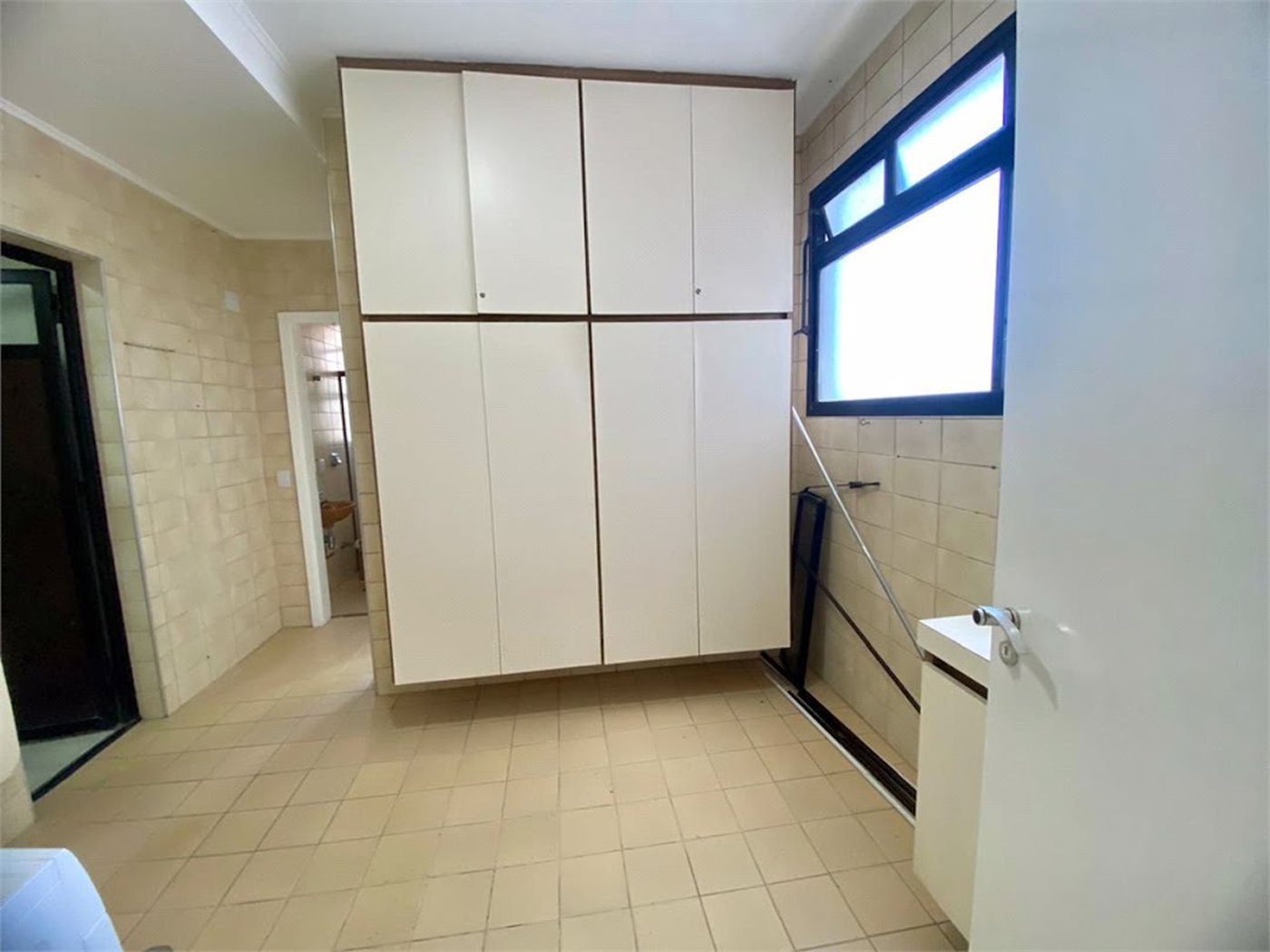 Apartamento Residencial à venda, Centro, Guarujá - AP1482.