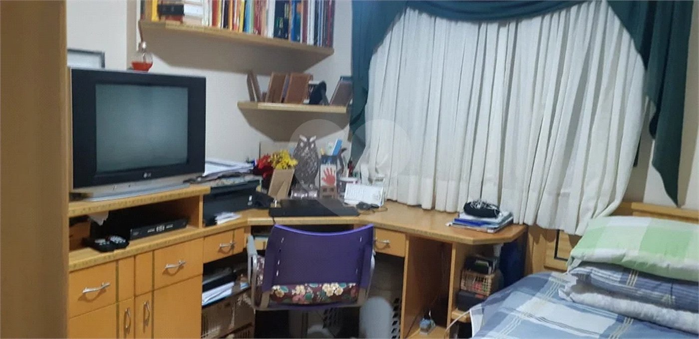 Apartamento 3 dorm, 1 suíte, 2 vagas no Belém