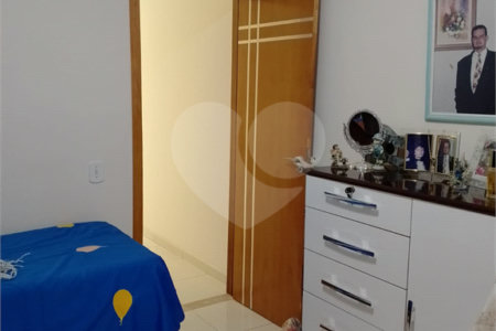 Sobrado à venda com 3 quartos, sendo 1 suíte, em Cidade Patriarca, São Paulo, SP
