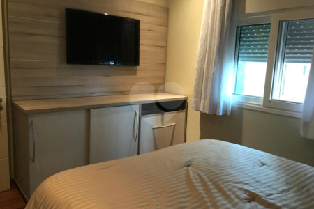 Casa à venda com 2 suítes no condomínio Vilagio Viccino, São Paulo - SP