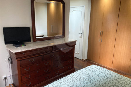 Apartamento à venda com 4 quartos, sendo 1 suíte, em Cidade Mãe do Céu, São Paulo, SP