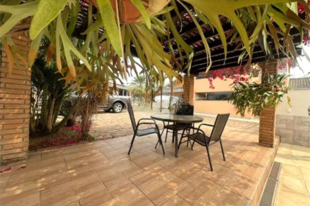 Casa à venda com 3 quartos, sendo 1 suíte, no condomínio Residencial Delle Stelle, Louveira - SP