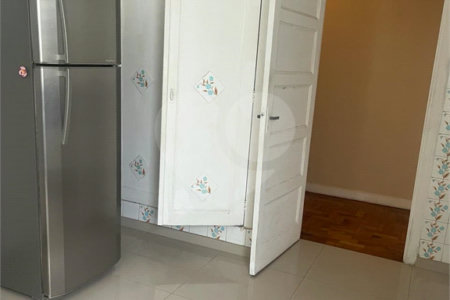 Apartamento à venda com 2 quartos em Cerqueira César, São Paulo, SP