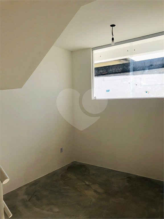 Casa à venda com 2 quartos no condomínio Residencial Turim, Mogi das Cruzes - SP