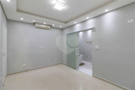 Casa à venda com 3 quartos, sendo 1 suíte, em Parque Santo Antônio, Guarulhos, SP