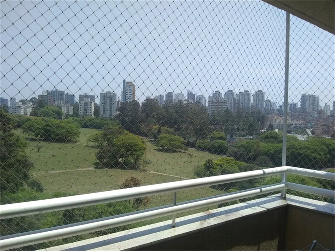Apartamento à venda com 4 quartos, sendo 2 suítes,  em Paraíso do Morumbi, São Paulo, SP