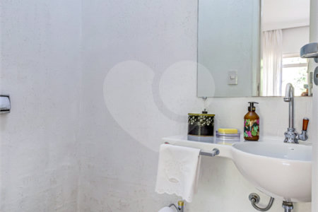Casa de Vila à venda com 4 suítes em Granja Julieta, São Paulo, SP