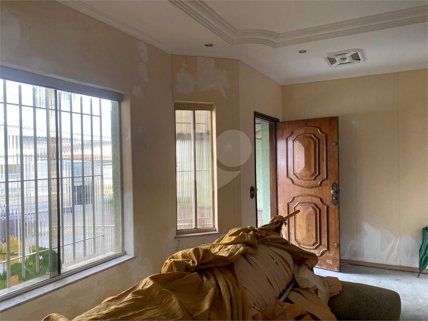 Casa à venda com 5 quartos, sendo 3 suítes, em Vila Rosália, Guarulhos, SP
