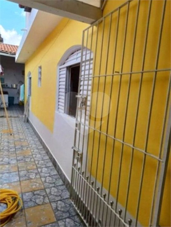 Sobrado à venda com 4 quartos em Cidade Kemel, Poá, SP