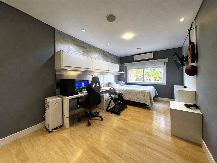 Casa à venda com 3 suítes no condomínio Village D'avignon, Sorocaba - SP