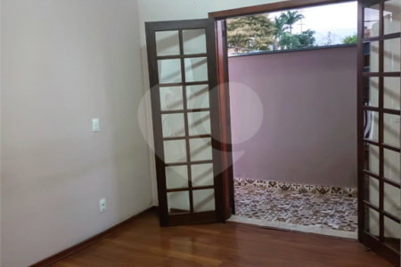 Casa à venda com 3 quartos, sendo 1 suíte, no condomínio Golden Park Sigma, Sorocaba - SP