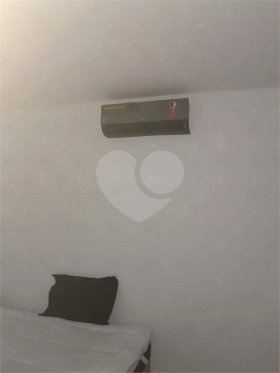 Casa à venda com 3 suítes em Moinho Velho, Cotia, SP