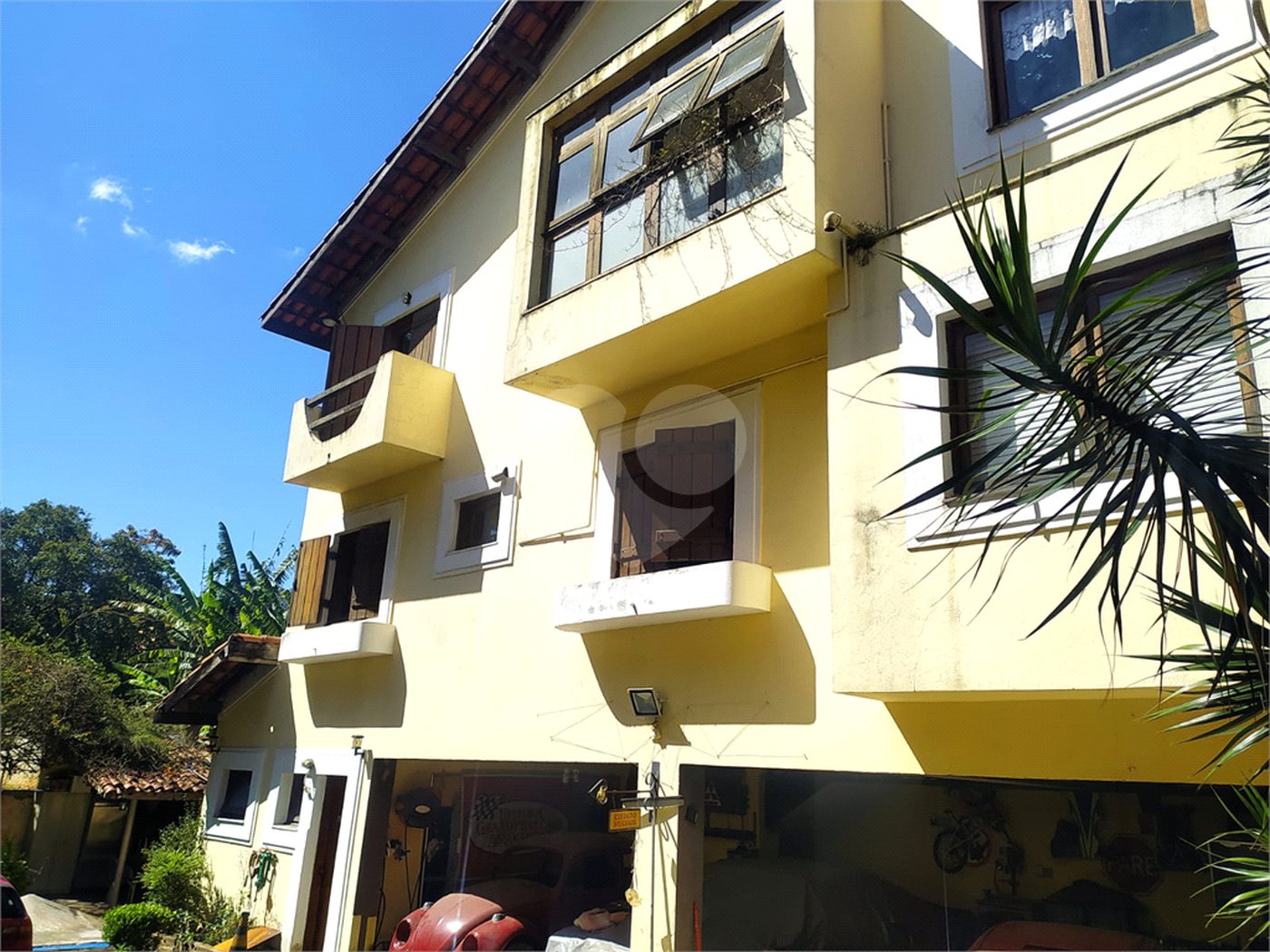 Sobrado à venda com 4 quartos, sendo 1 suíte, em Chácara Monte Alegre, São Paulo, SP