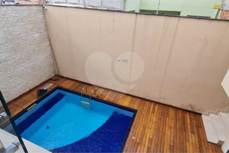 Sobrado à venda com 4 quartos, sendo 1 suíte, em Jabaquara, São Paulo, SP