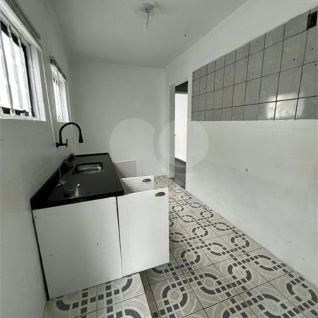 Casa à venda com 3 quartos em Conjunto Habitacional São Sebastião, Mogi das Cruzes, SP