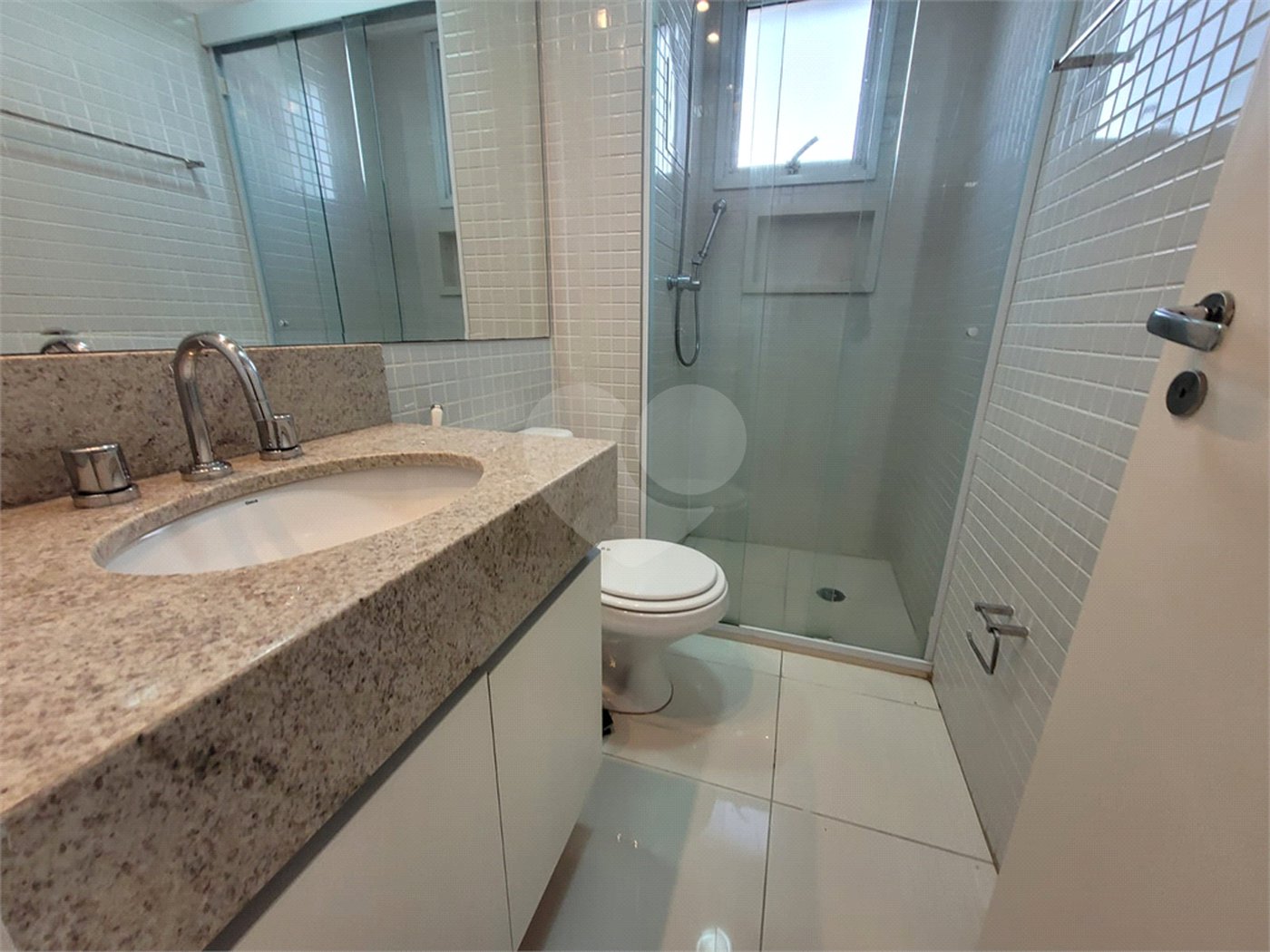 Apartamento para alugar com 2 quartos, sendo 1 suíte, em Vila Anastácio, São Paulo, SP