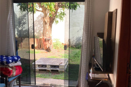 Casa à venda com 2 quartos, sendo 1 suíte, em Parque dos Ipês II, Ponta Porã, MS
